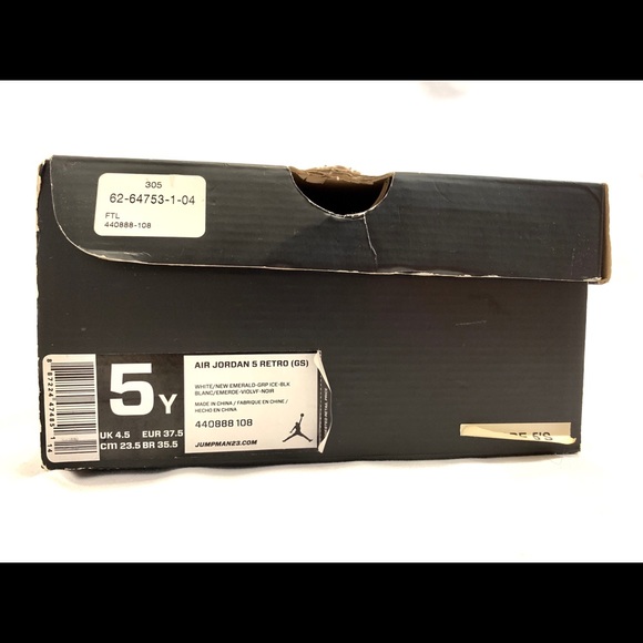 Air Jordan - Grape V’s - sz 5Y - Picture 3 of 4